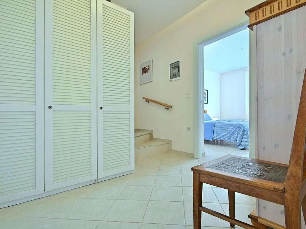 Holiday home Mali-Kosi Comfortable Holiday Residence Vicani